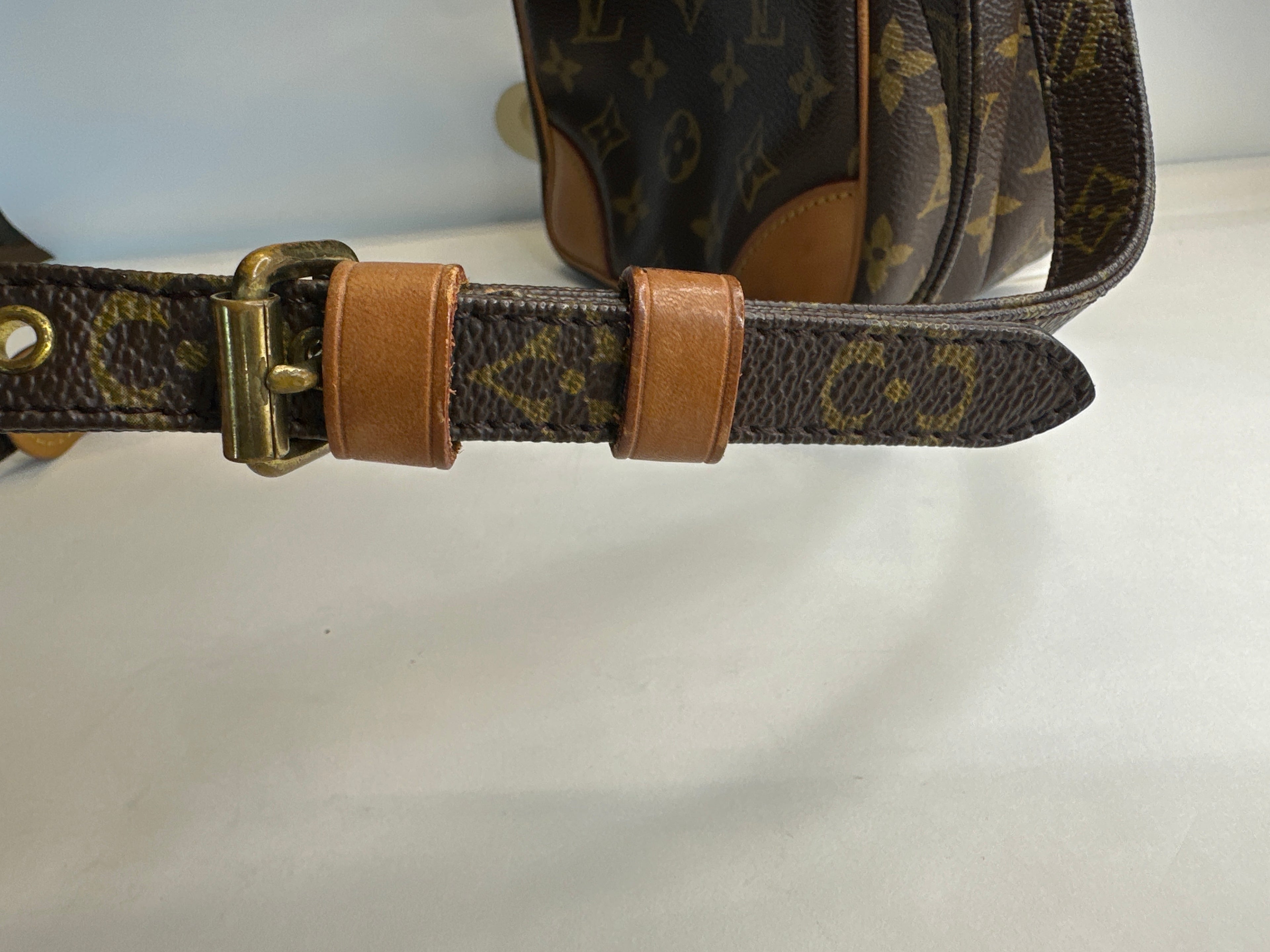 Vintage Louis Vuitton Amazon Bag with COA