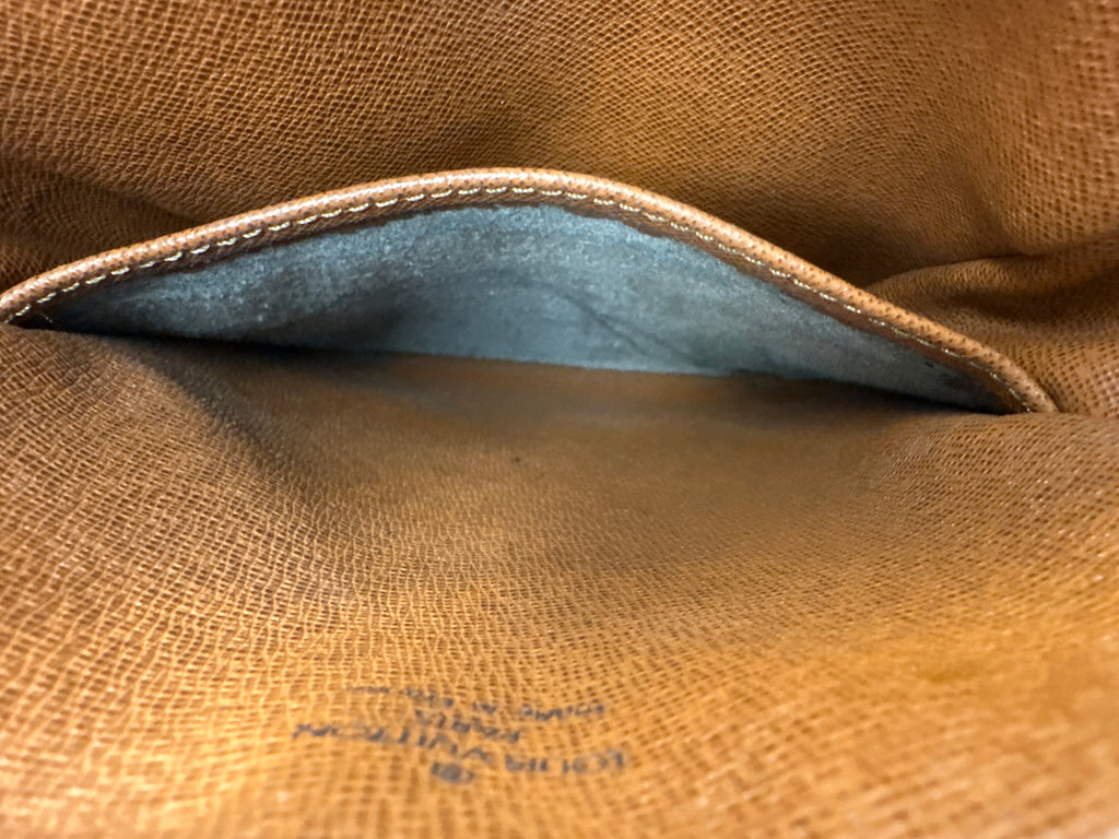 Vintage LOUIS VUITTON DANUBE CROSSBODY SHOULDER BAG MONOGRAM