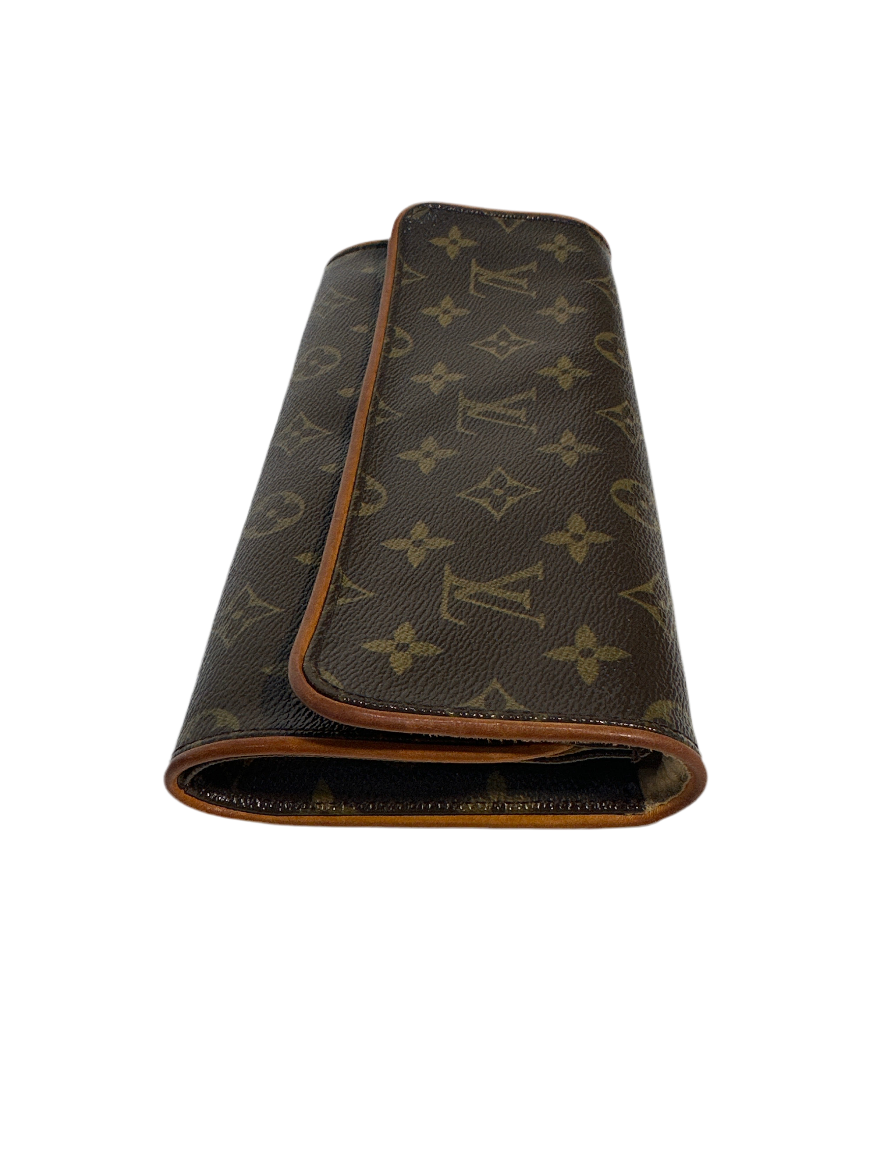 LOUIS VUITTON Monogram Pochette Twin GM