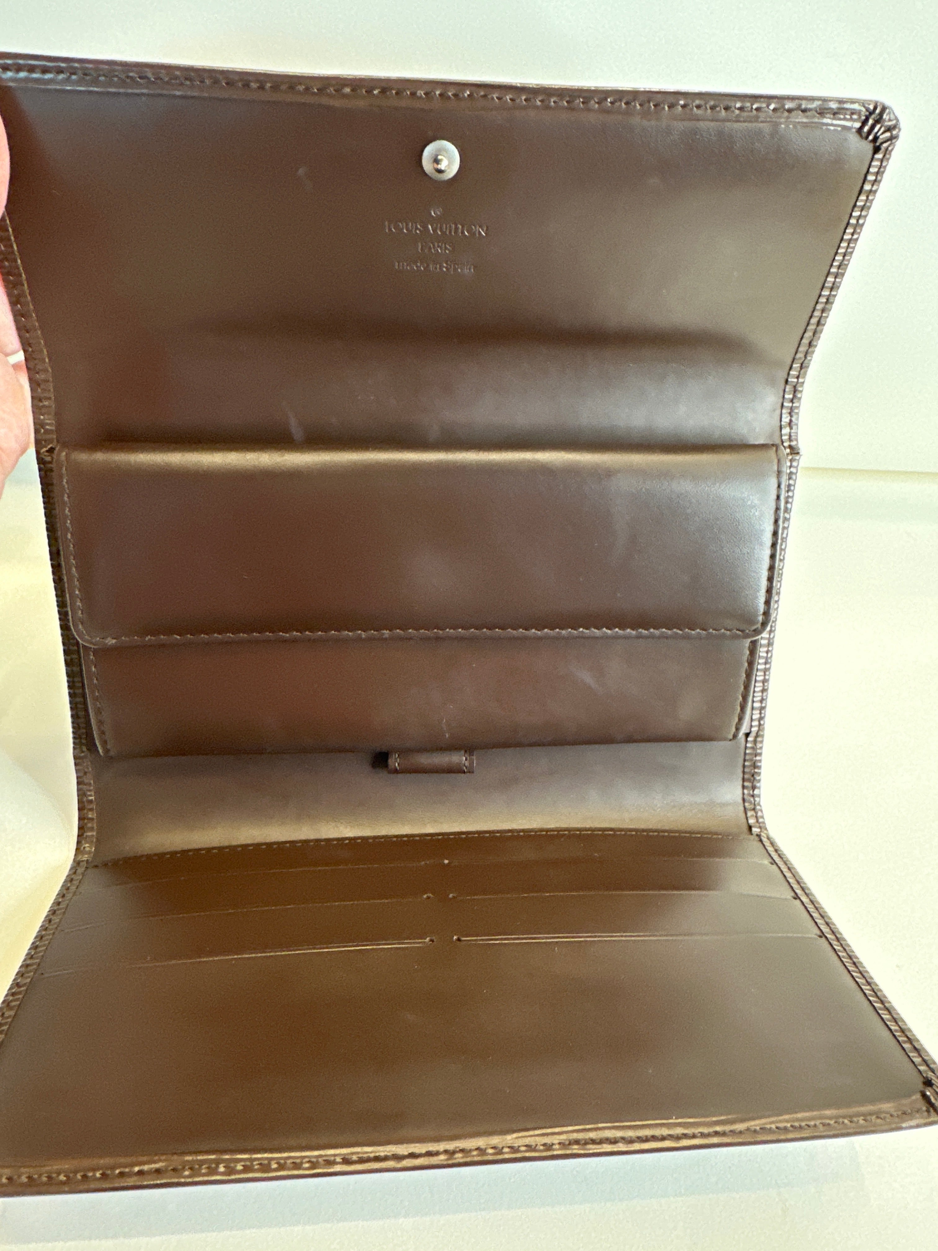 Vintage Louis Vuitton Rare Color Way MOKA Epi Leather Trifold Wallet