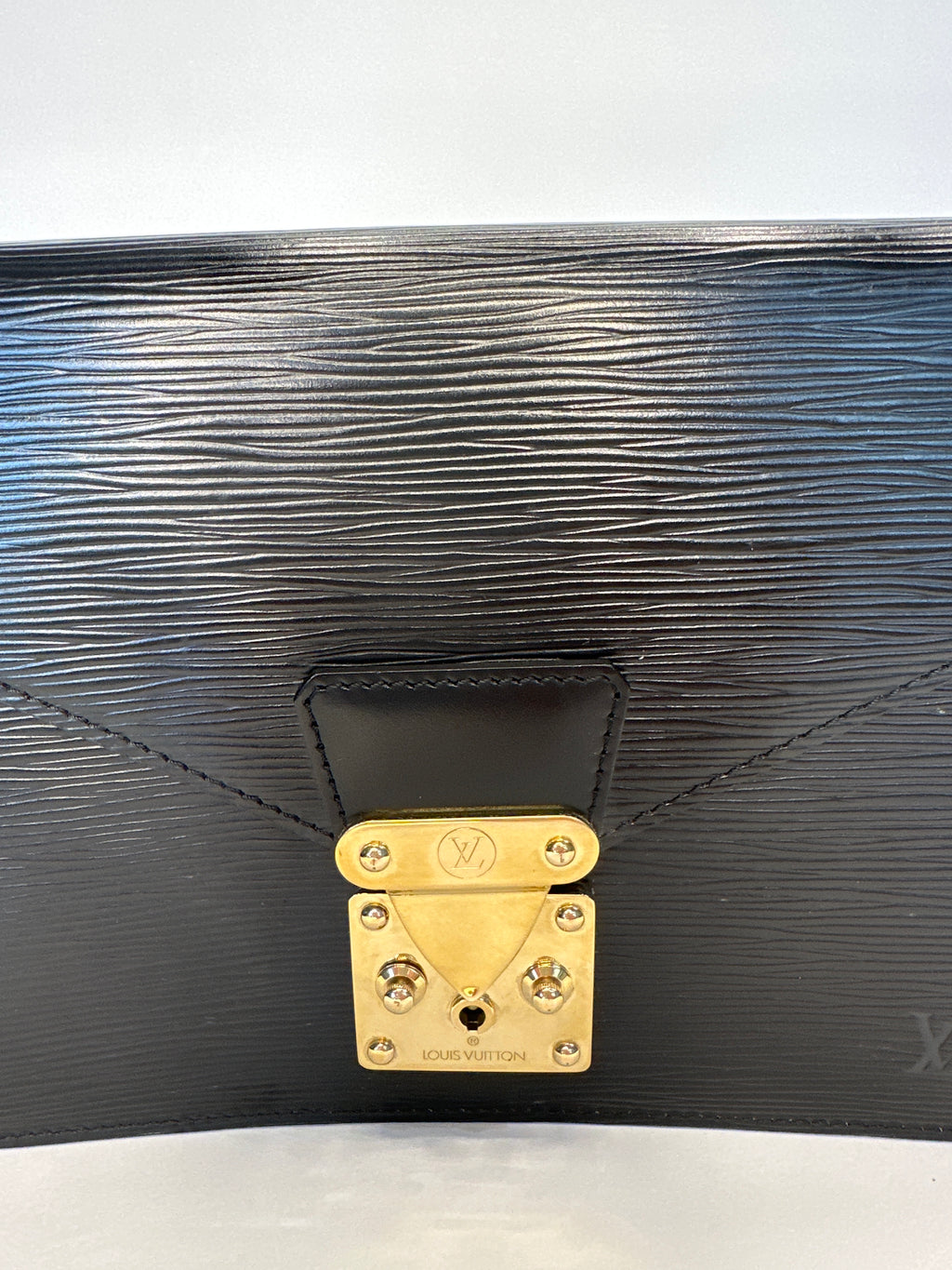 Louis Vuitton Epi Série Dragonne Clutch Bag – Black (Noir)