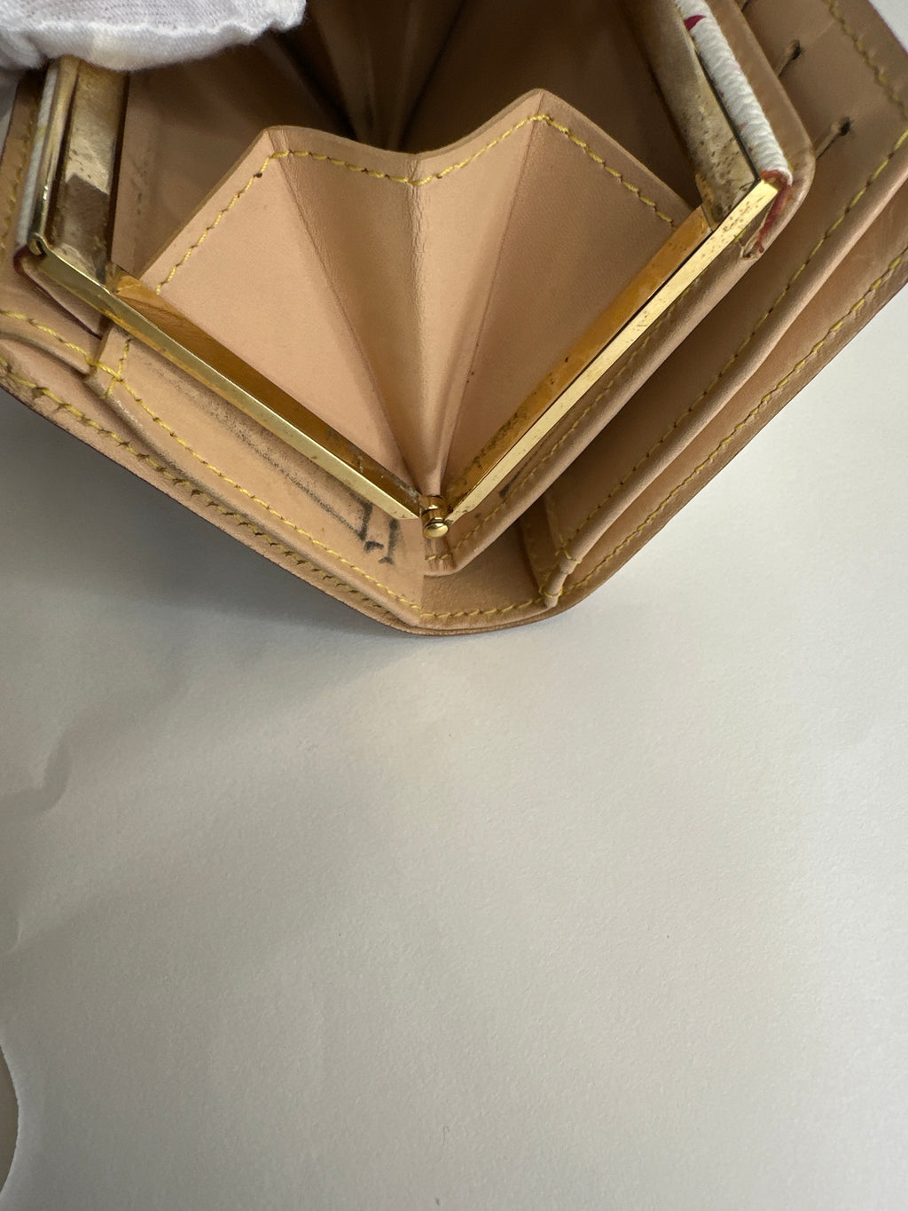 Vintage Louis Vuitton x Murakami Multicolor Kisslock Wallet – Rare & Highly Sought-After Print