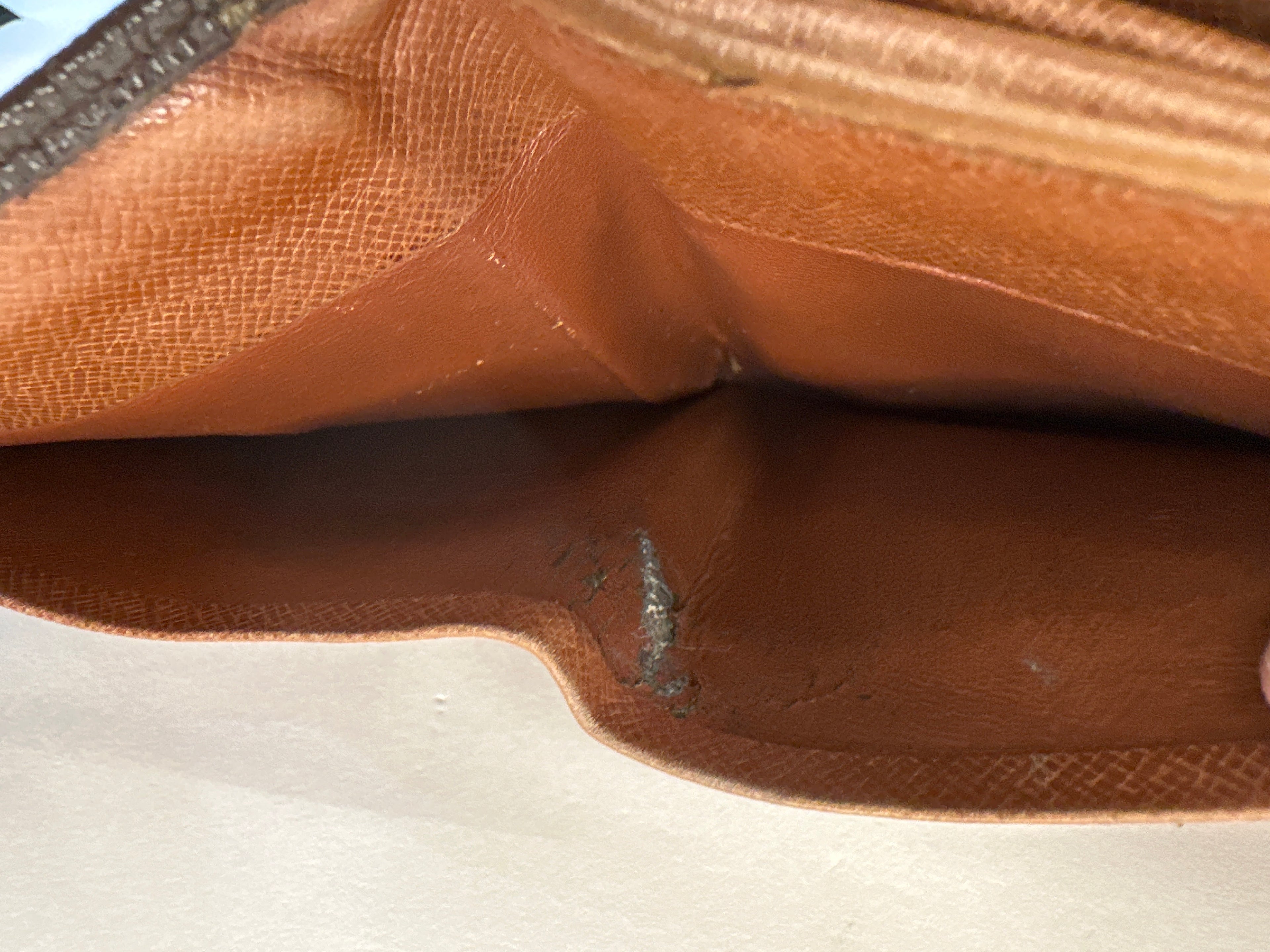 Vintage LOUIS VUITTON Brown Elise Monogram Snap Wallet