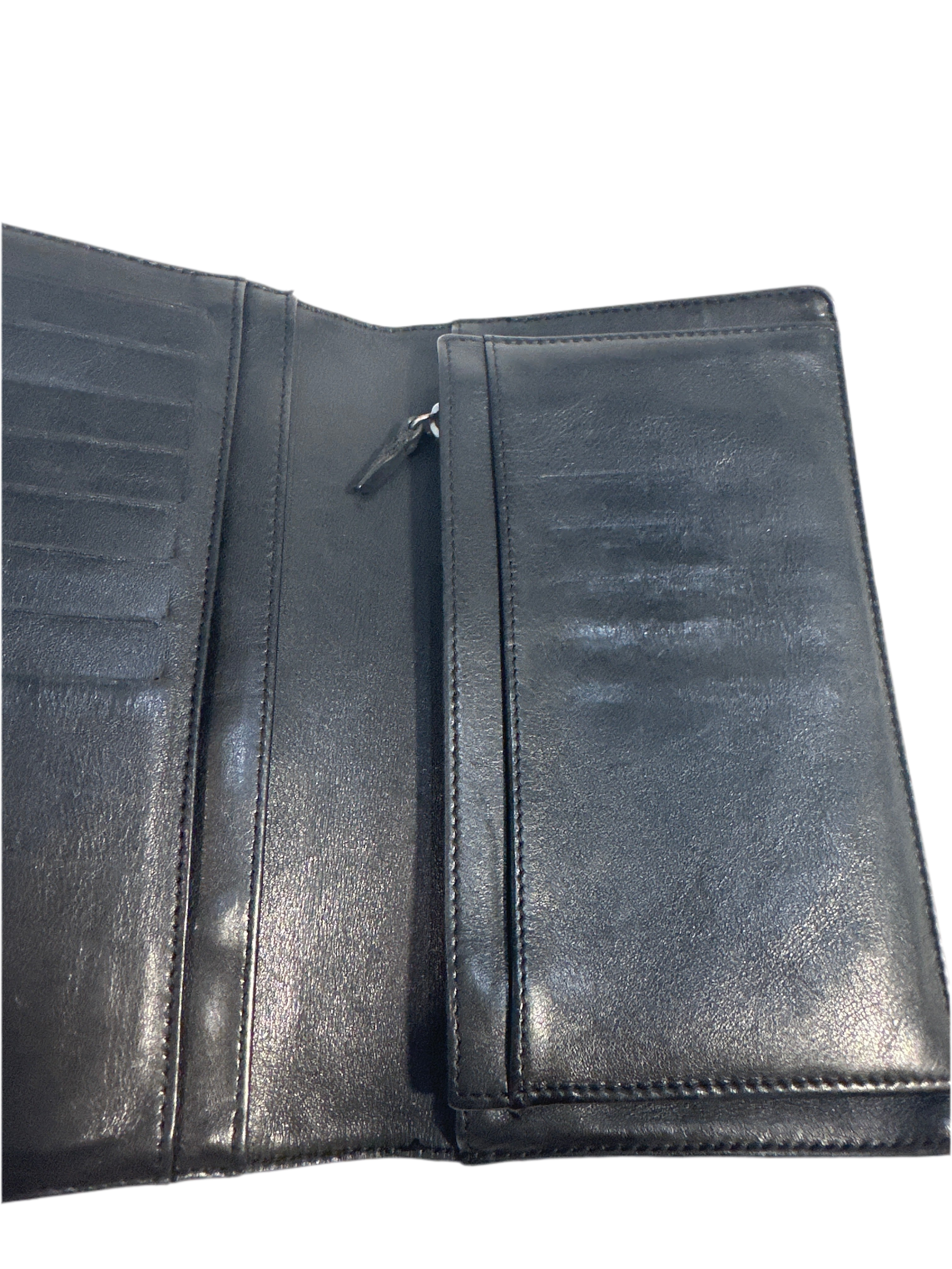 Vintage CHANEL CC Logo Patent Leather Camellia Flower Wallet