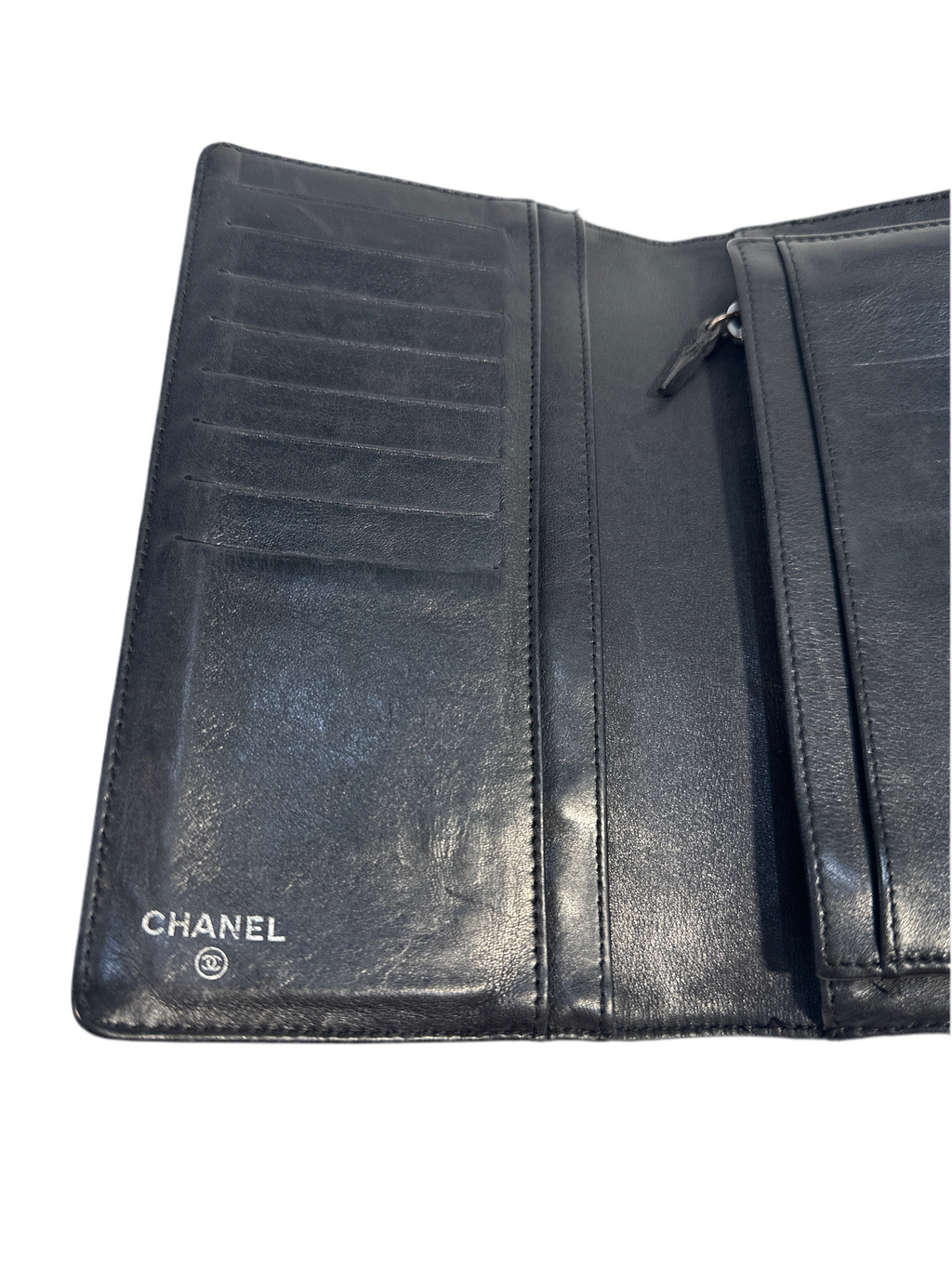 Vintage CHANEL CC Logo Patent Leather Camellia Flower Wallet