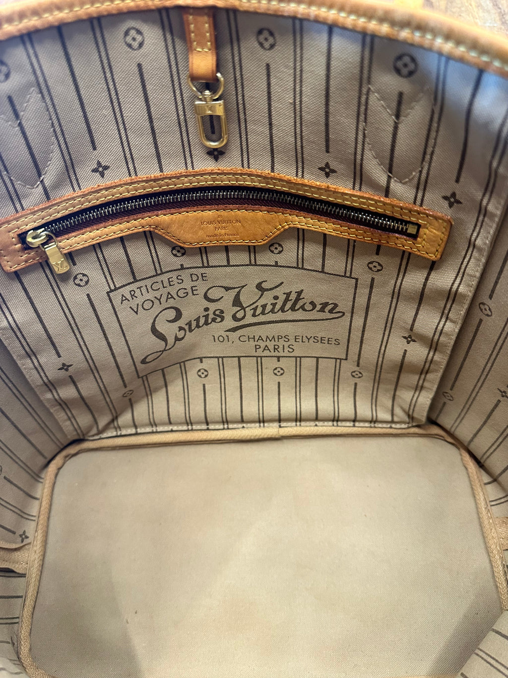 Louis Vuitton Neverfull