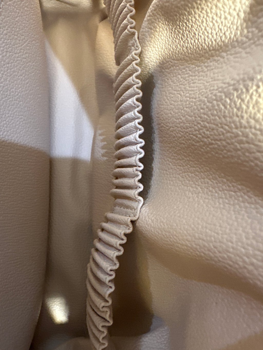 Vintage Louis Vuitton Trousse 28 with COA