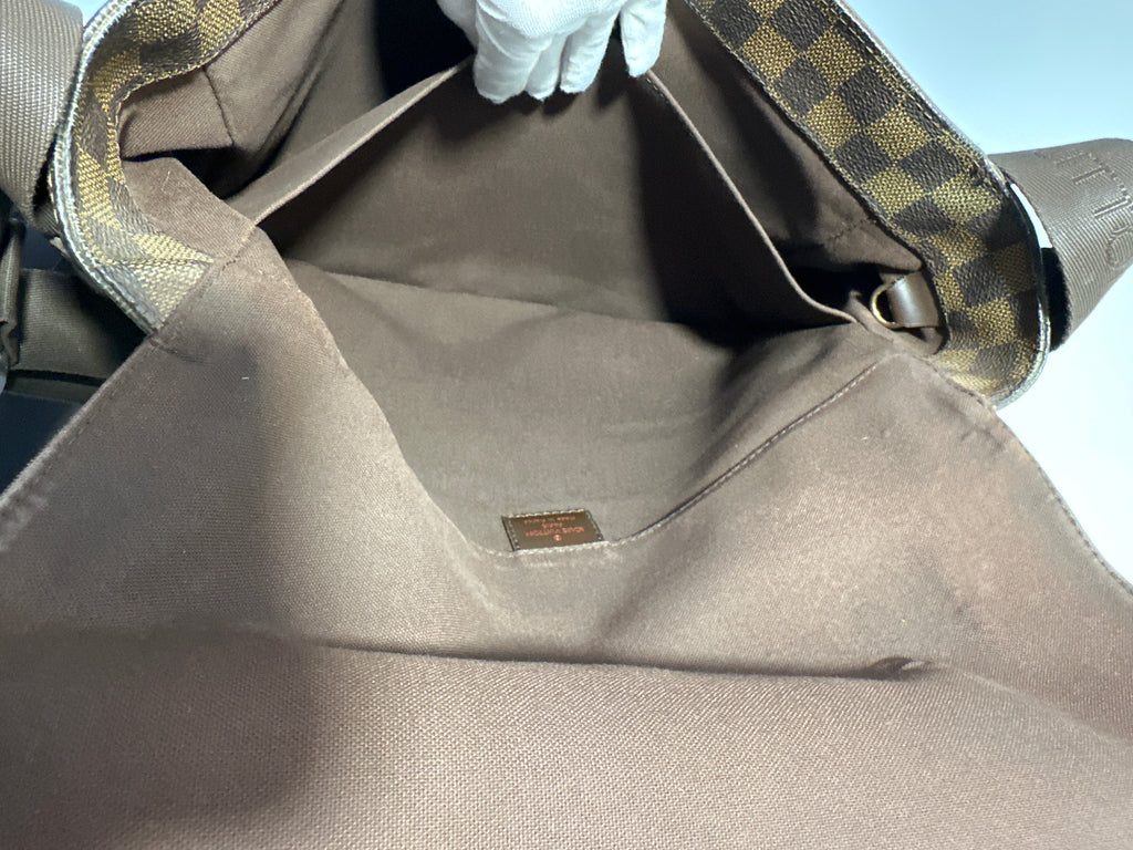 Louis Vuitton Damier Ebene Canvas and Leather Bastille Messenger