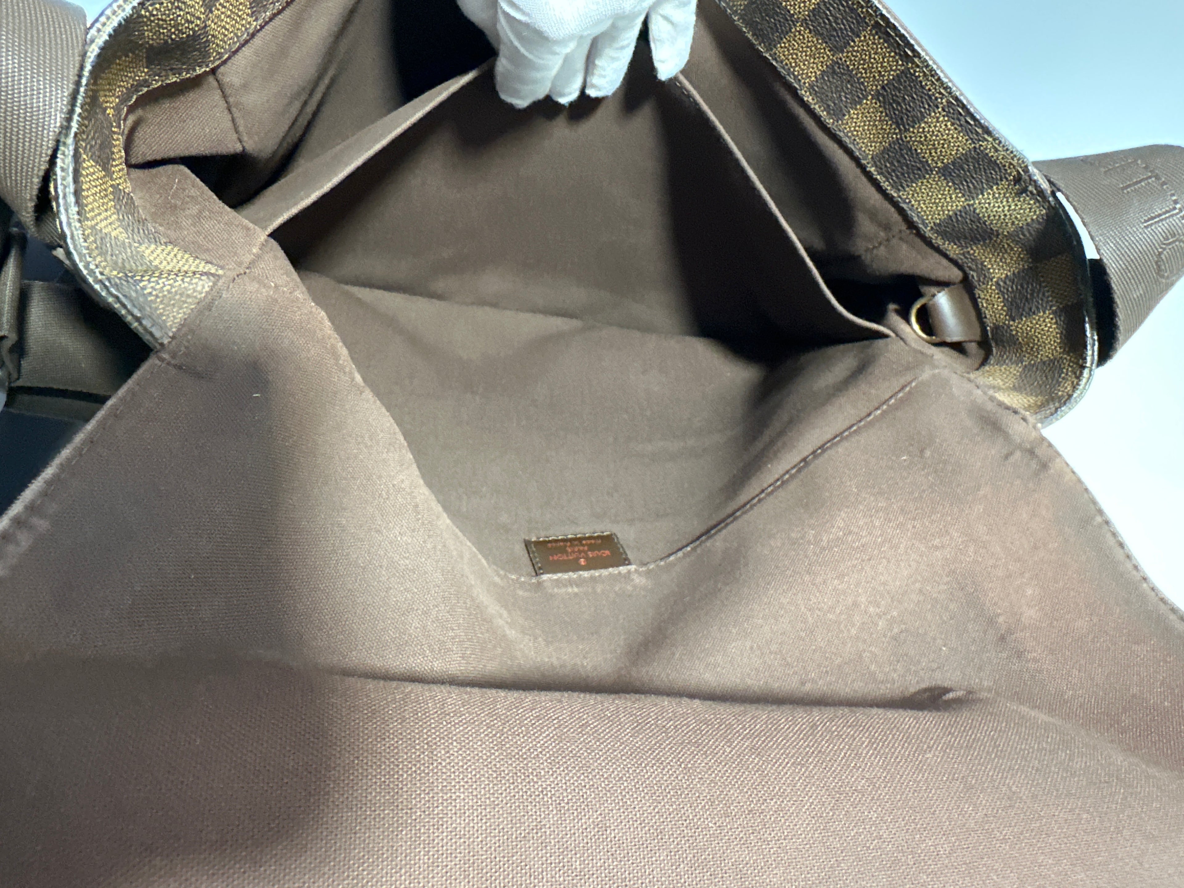 Louis Vuitton Damier Ebene Canvas and Leather Bastille Messenger